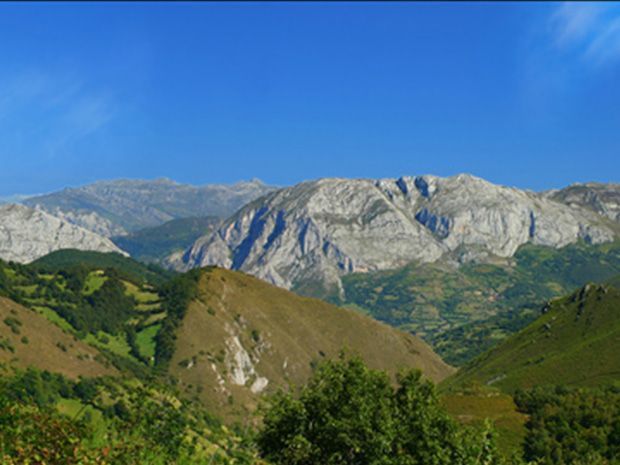 Parque Ubiñas cerca casa rural L'Arboleu Asturias Teverga Parque Ubiñas cerca casa rural L'Arboleu Asturias Teverga