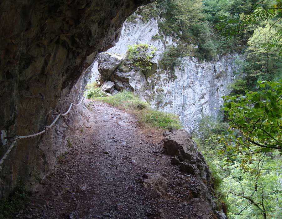 RUTA-DESFILADERO-DE-LAS-XANAS