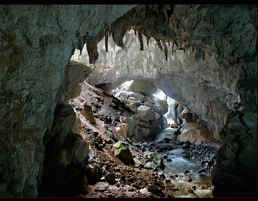 espeleologia-asturias-teverga-senda-del-oso-proaza