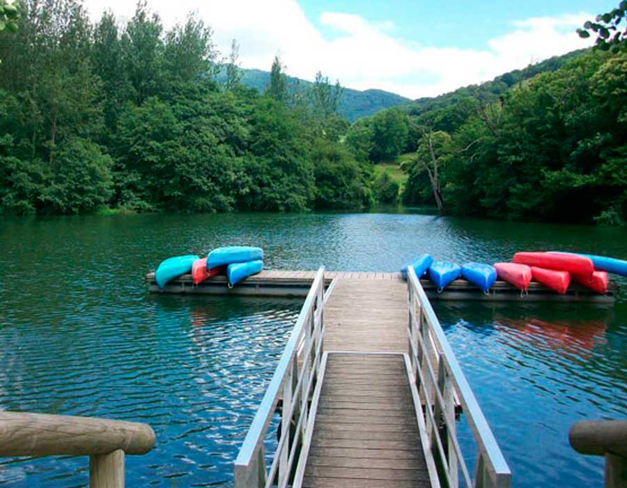piragua-canoa-embalse-valdemurrio