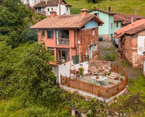 escapada parejas con barbacoa, jacuzzi y bañera de hidromasaje