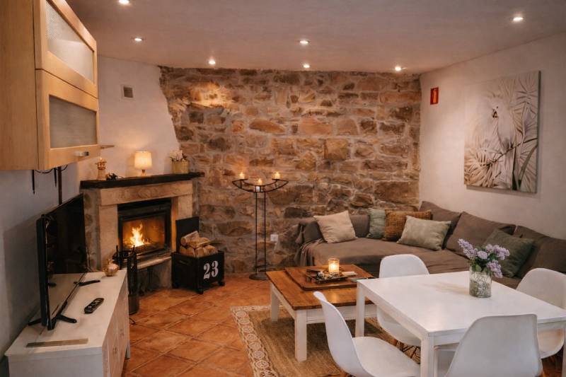 cabana-asturias-senda-oso-chimenea